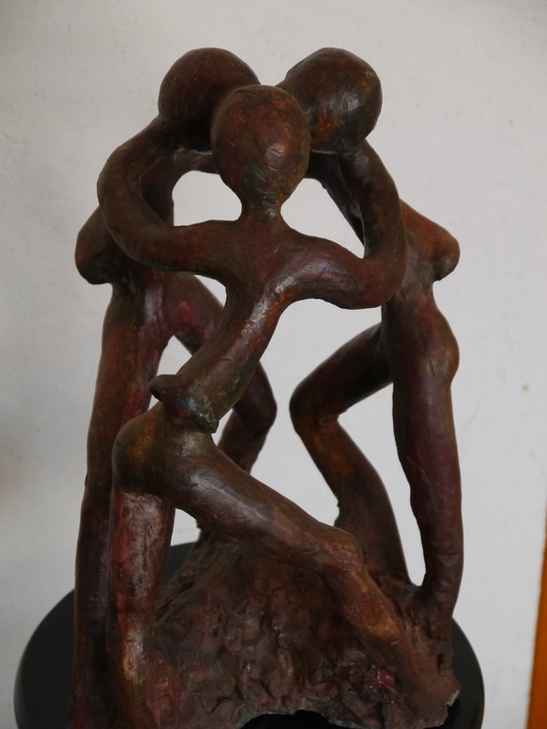 La Ronde : sculpture béton