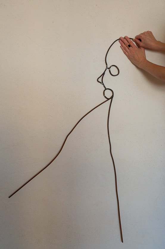 série Danseur-visage : sculpture en fer