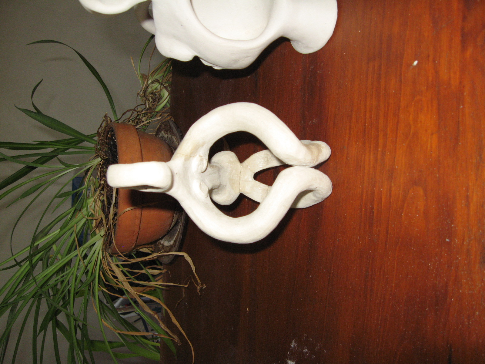 sculptures
				terre : photo d'atelier