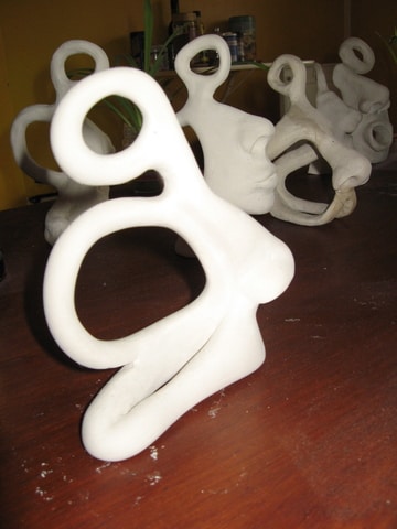 sculptures
				terre : photo d'atelier